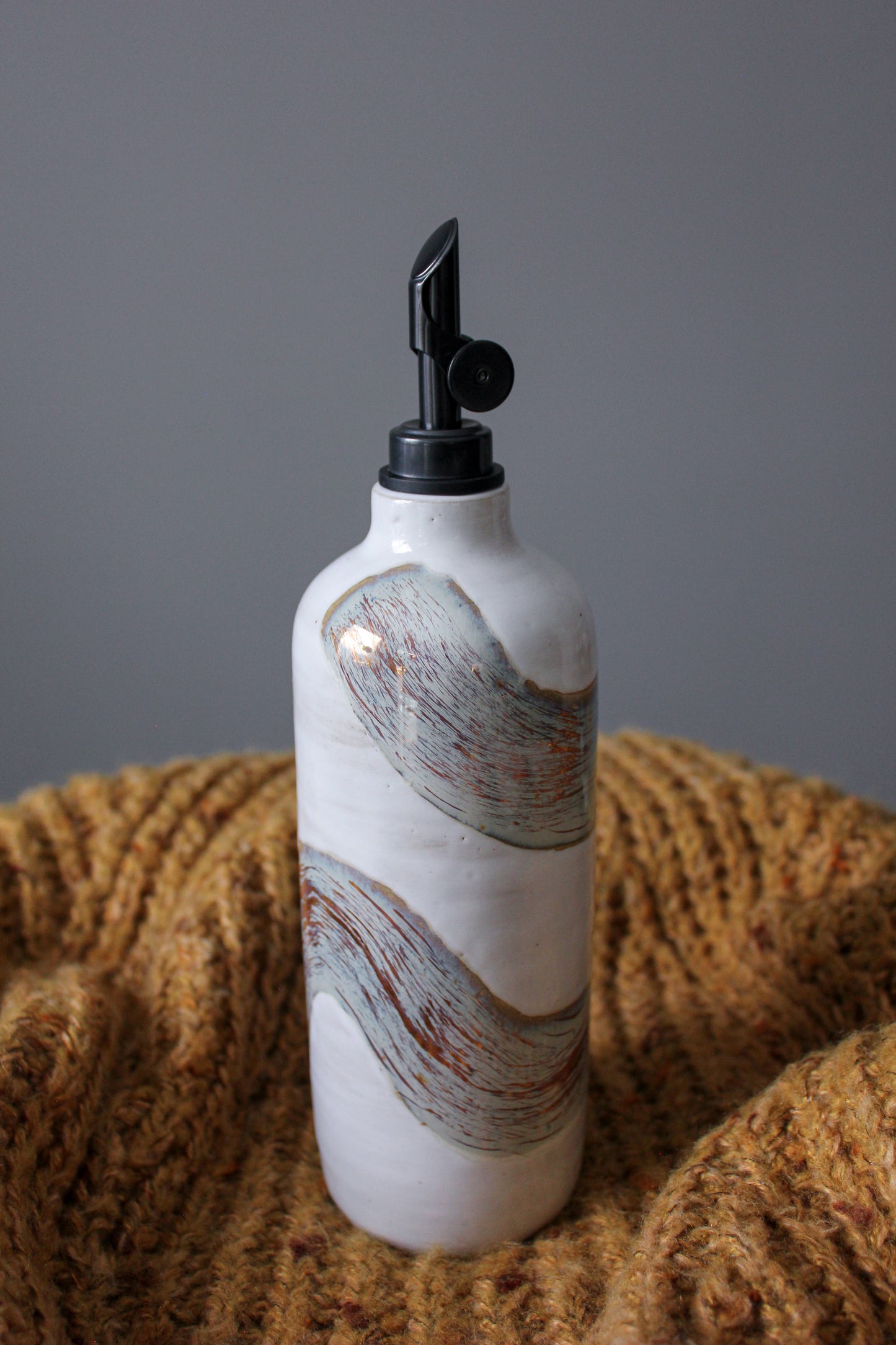 Golden Brushstroke Oil Bottle ✨