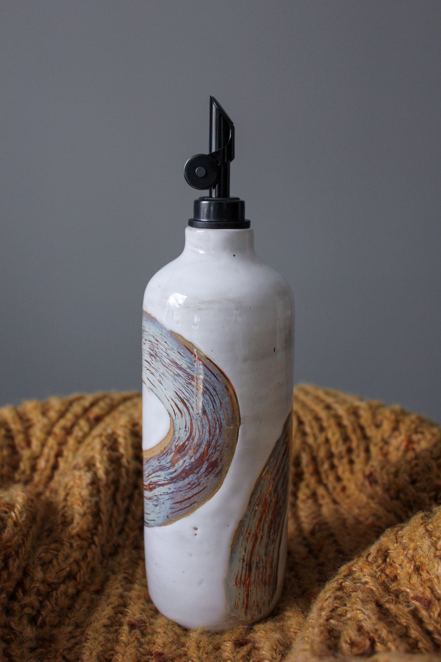 Golden Brushstroke Oil Bottle ✨