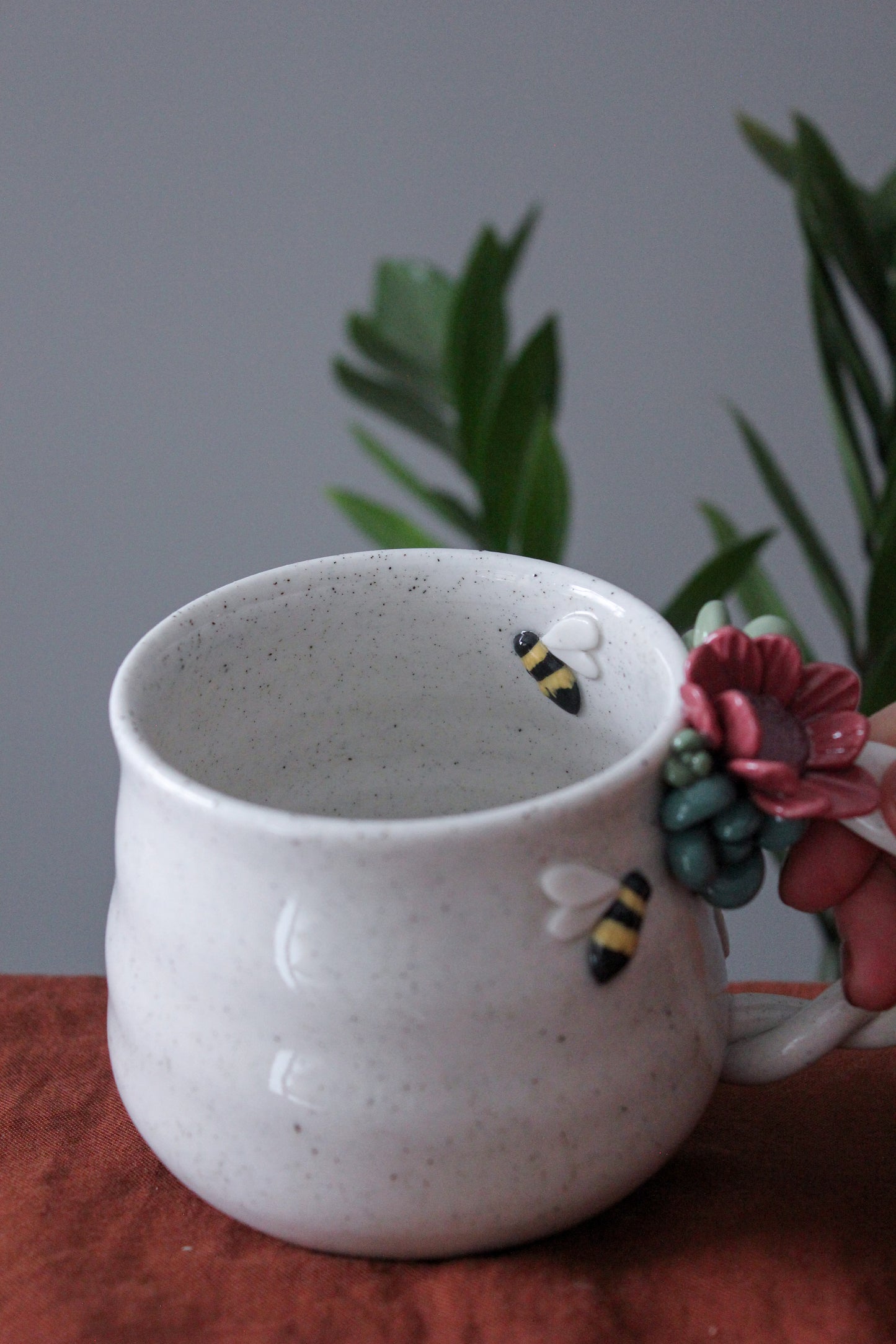 Floral/Succulent Mug 🐝 - 18 oz