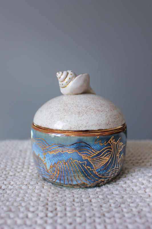 Lidded Beach Jar ✨